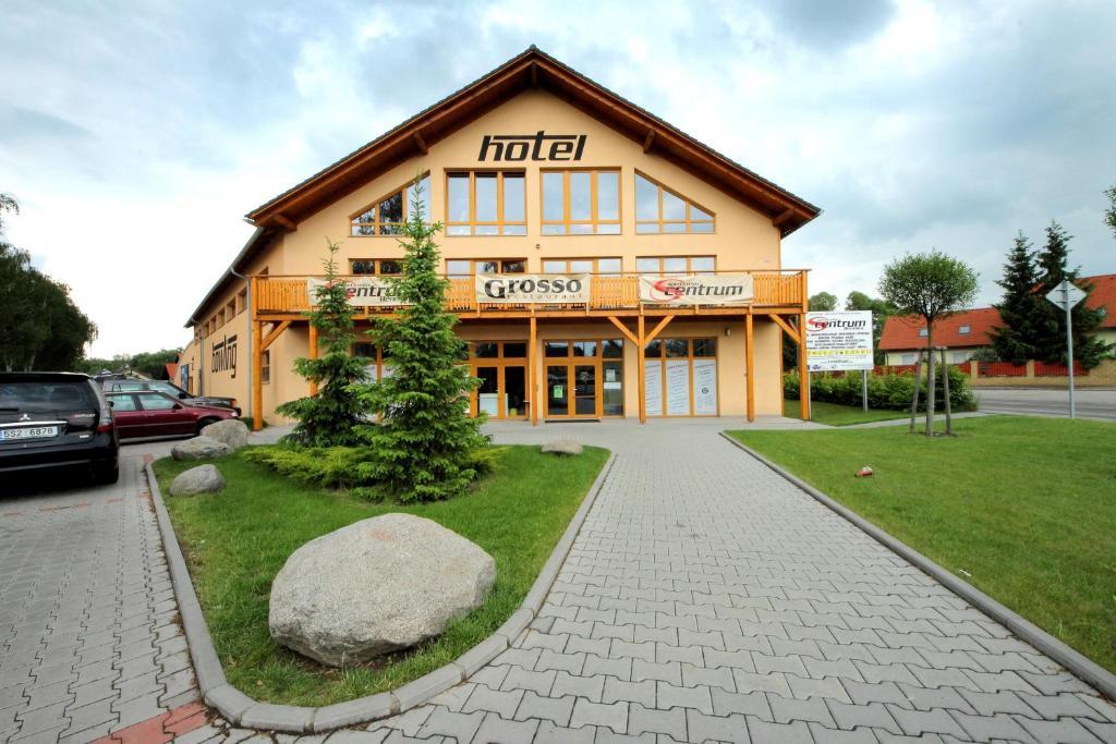 Hotel S-Centrum Benesov  Ngoại thất bức ảnh