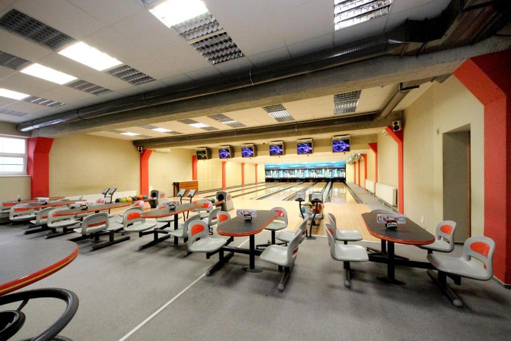 Hotel S-Centrum Benesov  Ngoại thất bức ảnh
