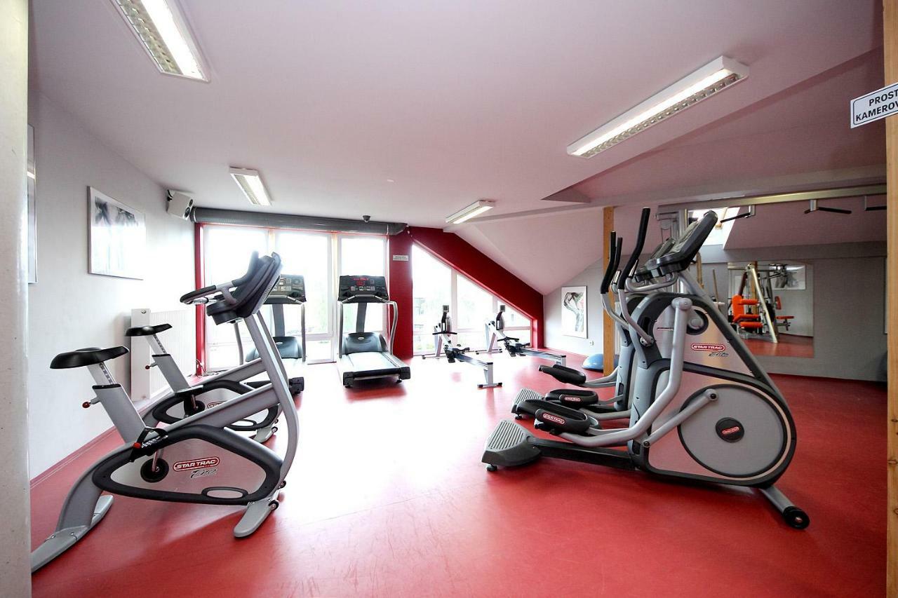 Hotel S-Centrum Benesov  Ngoại thất bức ảnh