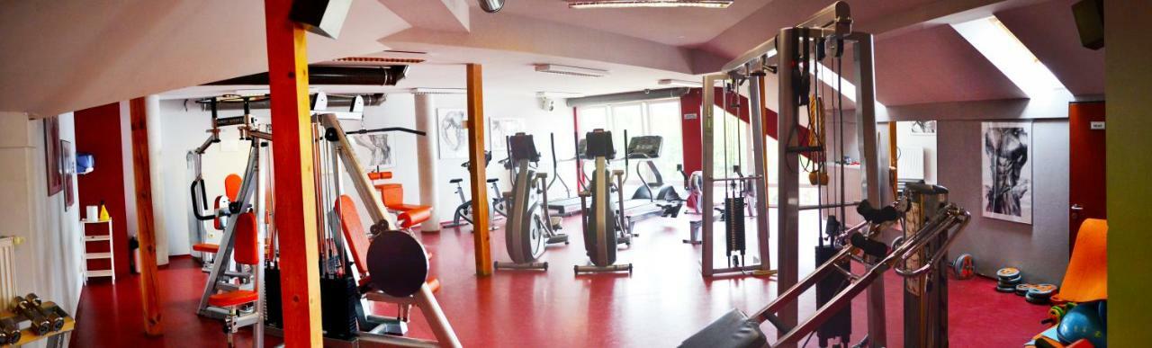 Hotel S-Centrum Benesov  Ngoại thất bức ảnh